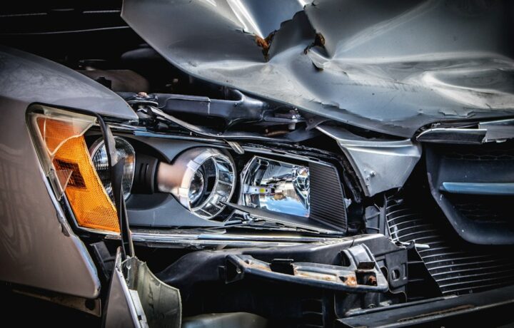 Illustrative photograph of a damaged vehicle