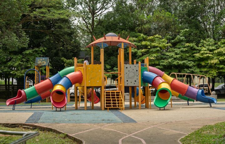 Illustration: a public playground; not a photograph of Netanya's planned birthday gardens. Photo NHN / Unsplash.