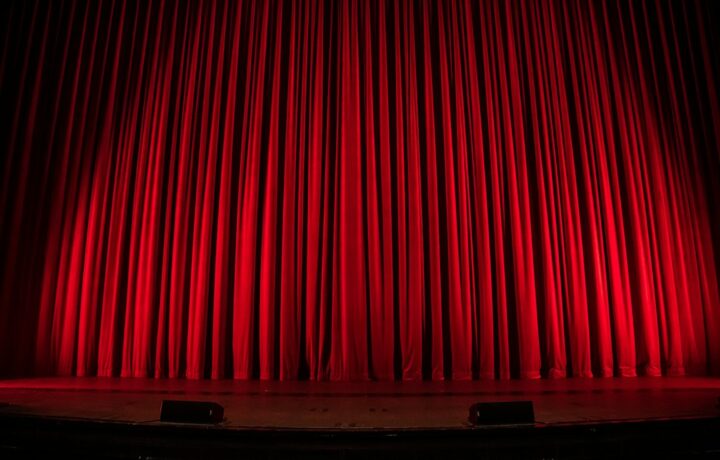 Illustrative theatre stage photo, not a photograph of the HaMordot production